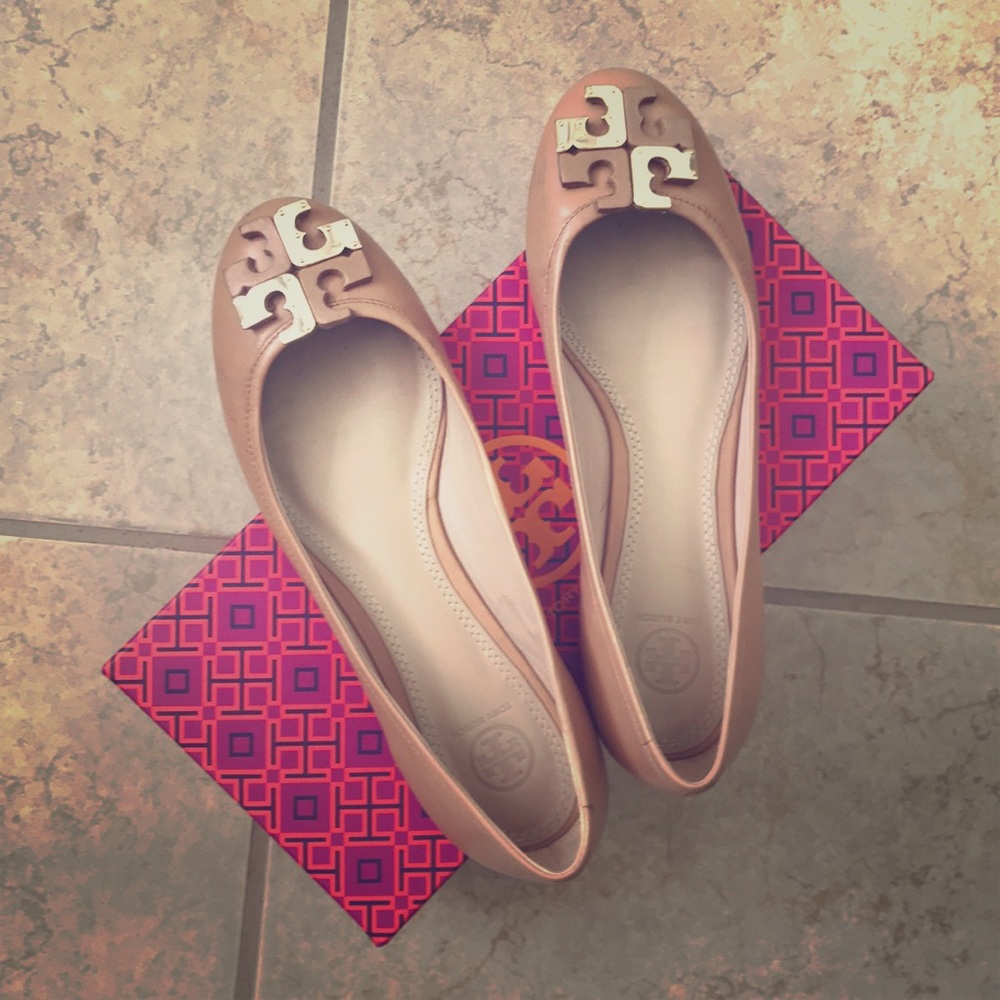Tory Burch nude flats